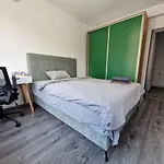 Cozy villa near city center, parks&metro