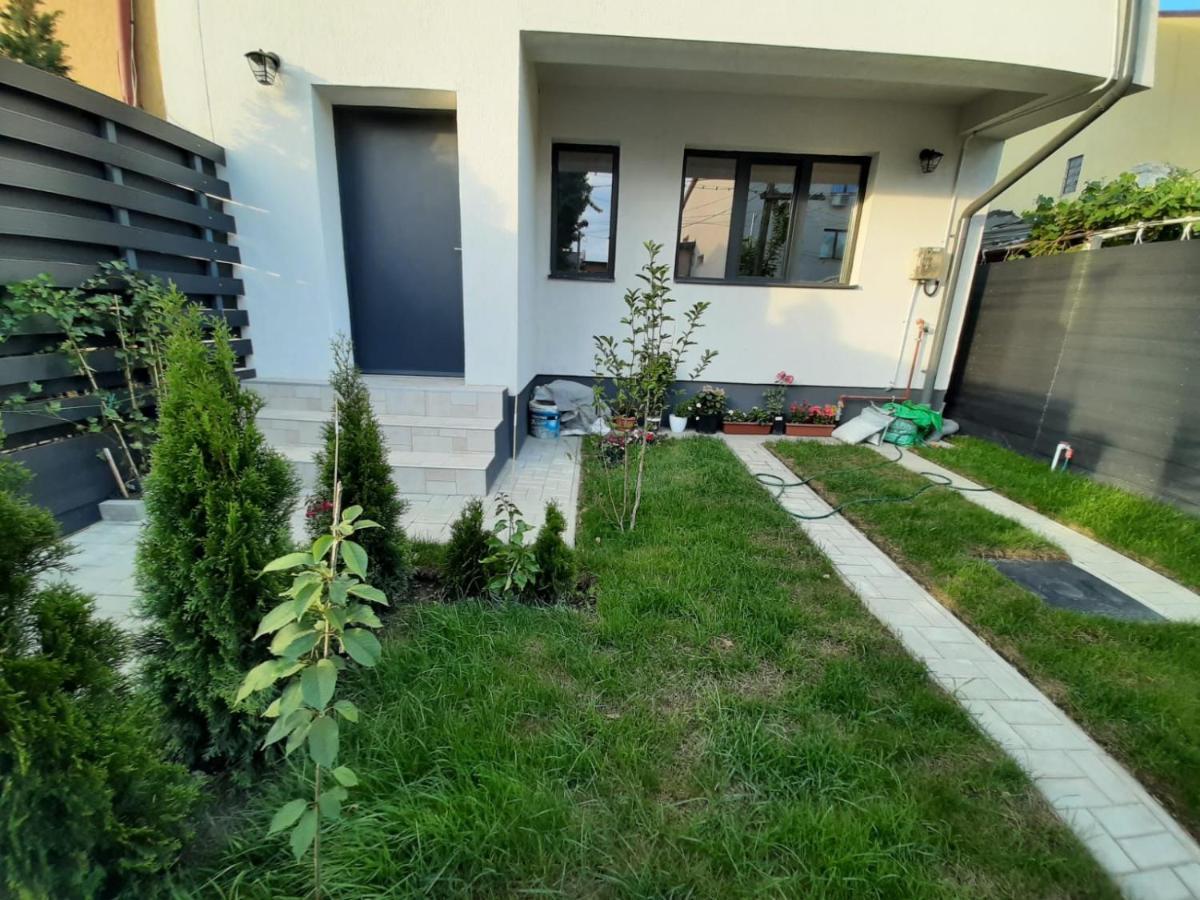 Cozy Near City Center, Parks&metro Alloggio in famiglia *